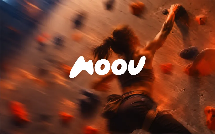 Moov logo design